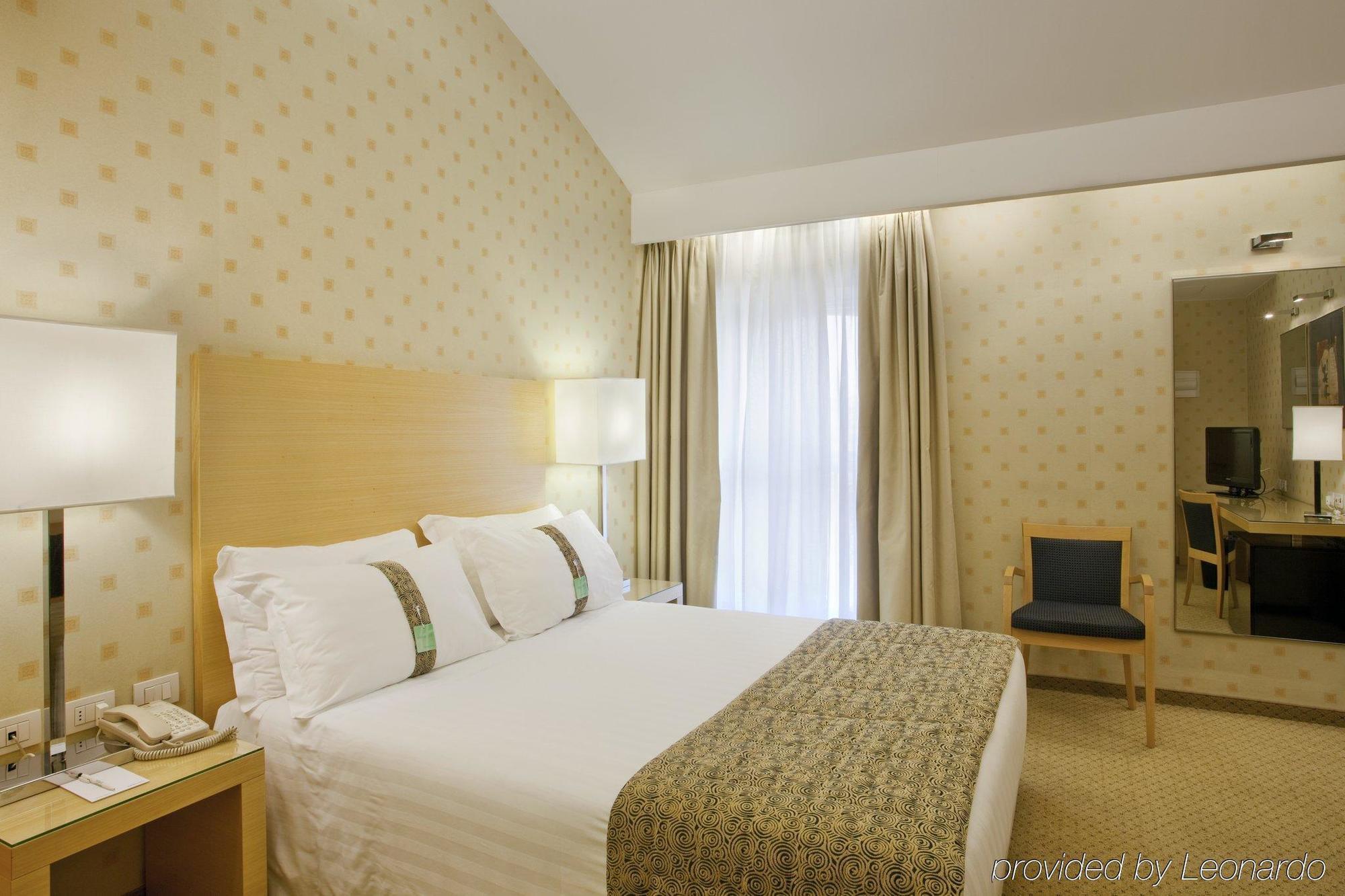 Holiday Inn Milan Garibaldi Station, An Ihg Hotel Δωμάτιο φωτογραφία